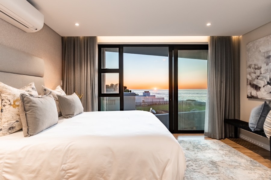 5 Bedroom Property for Sale in Camps Bay Western Cape